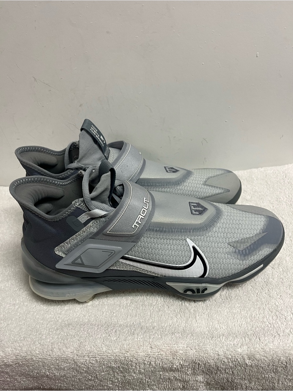 Nike Zoom Force Trout 8 Men’s Sz 10.5 Baseball Cleats Cool Grey New No Box NWOT